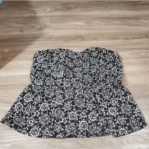 Floral peplum sweetheart‎ neckline plus top